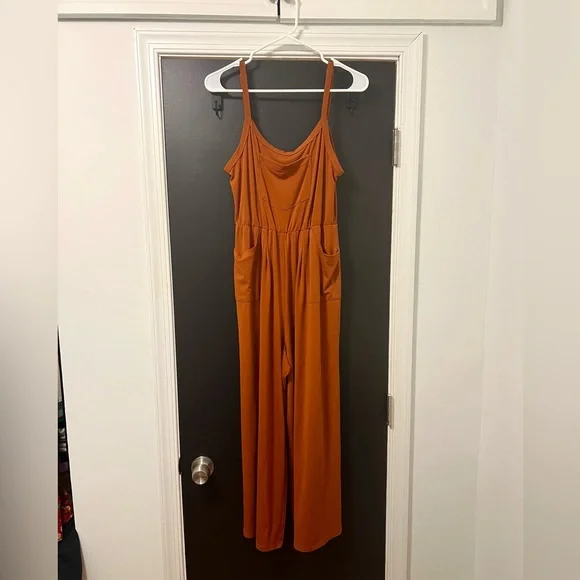 ‼️LAST CHANCE-NAME YOUR PRICE-DONATING FRI 9/13‼️ 🌟HP!🌟 LulaRoe Jumpsuit - Picture 2 of 5